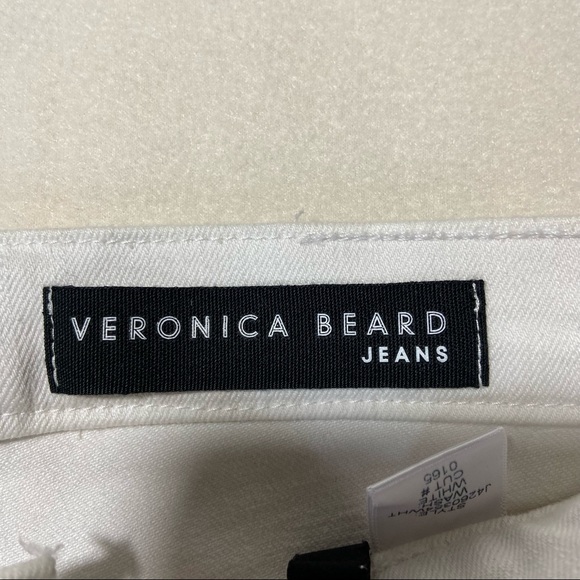 VERONICA BEARD Carly White Tuxedo Stripe 11” Kick Flare Jean Size 26 - Picture 9 of 16